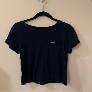 navy blue cropped hollister tee